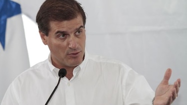 Nicolás Corcione intentó obtener un pasaporte pese a su impedimento de salida del país