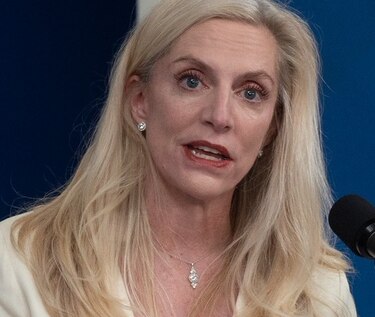 Senado de Estados Unidos confirma a Lael Brainard como vicepresidenta de la Reserva Federal