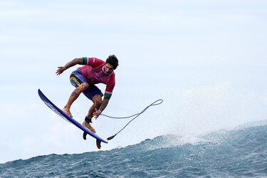 El brasileño Gabriel Medina se cuelga el bronce en el surf de los Juegos Olímpicos
