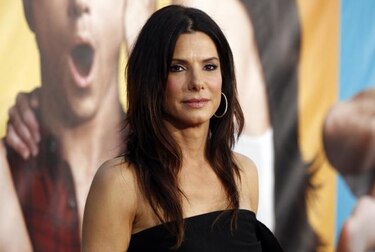 Detienen a un hombre en una propiedad de Sandra Bullock en Los Ángeles