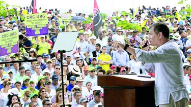 Nueve años de autoritarismo y sin diálogo real en Ecuador