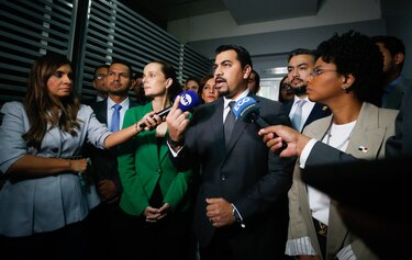 Diputados independientes cuestionan rechazo a proyecto de ley anticorrupción