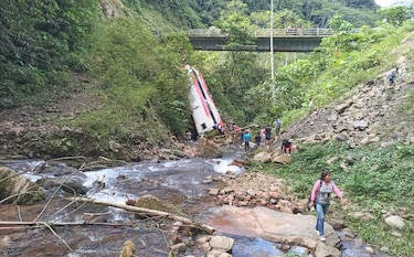Accidente de autobús deja nueve muertos y 16 heridos en Amazonia de Ecuador