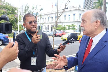Presentan dos denuncias contra Anel Flores por presunto abuso de autoridad