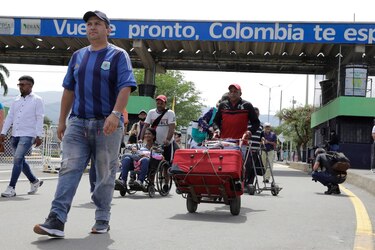 Colombia cambia requisitos para facilitar tránsito en frontera con Venezuela