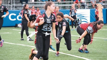 Panthers no ceden terreno en Flag Varsity