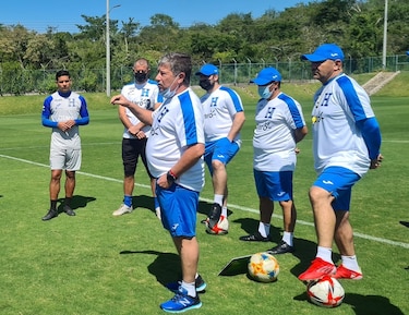 Honduras convoca a ocho ‘legionarios’ para el cierre de la octagonal