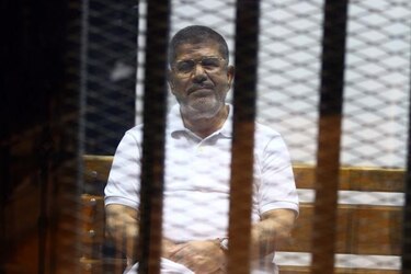 Egipto juzgará a Morsi por filtración de documentos de seguridad a Qatar
