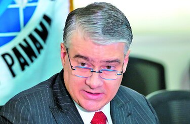 Responsabilidad de fondos es del consorcio: MEF