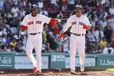 Medias Rojas despluman a los Orioles con cinco jonrones