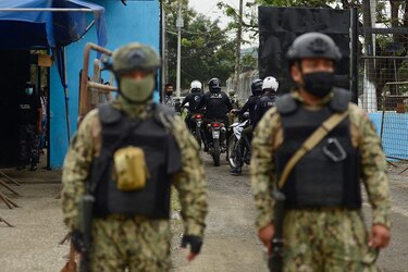 Quince presos heridos en violencia sin freno en cárceles ecuatorianas
