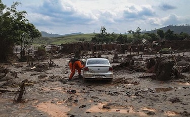 Embargan a minera brasileña Samarco en Minas Gerais tras deslave