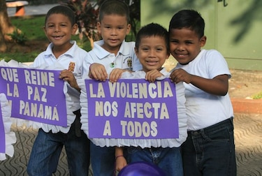Violan derechos a niños