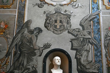 La polémica en Italia por el ángel restaurado con ‘la cara de Meloni’ en una iglesia de Roma