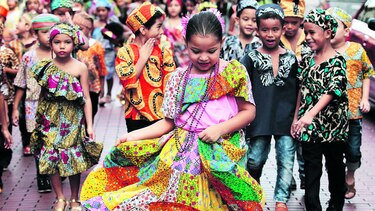 Desfile de la Etnia Negra