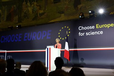 Europa busca rescatar a científicos de las universidades de Estados Unidos ante la amenaza de Trump