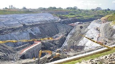 Alcalde favorece hidroeléctricas
