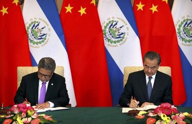 El Salvador niega haber pedido dinero a Taiwán