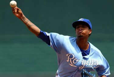 Ventura regresa al montículo y Reales concretan barrida ante Rays