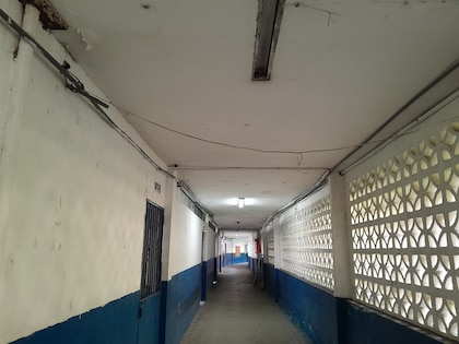 Padres del Instituto Alfredo Cantón rechazan retorno a sede alquilada en la Oxford por condiciones precarias