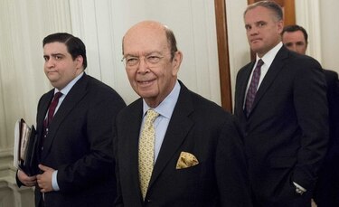 Confirman a multimillonario Wilbur Ross como secretario de Comercio