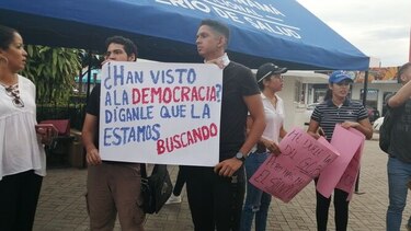 Azuero: universitario protestan contra las reformas constitucionales