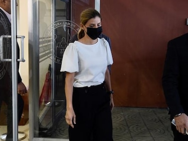 Juez valida acuerdo de pena a Denise Vega y la fiscal señala que las vacunas no eran contra la covid-19