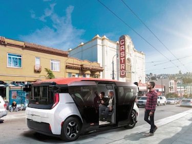 Una empresa de EU presenta autobús sin pedales ni volante