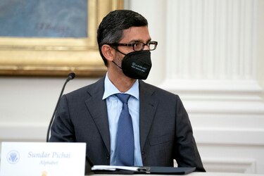 El consejero delegado de Google ganó más de 200 millones de dólares en 2022