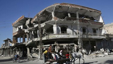 Mueren 40 civiles en supuesto ataque químico en Siria