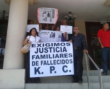 Familiares de las víctimas de la KPC piden que se investigue a Sáez-Llorens