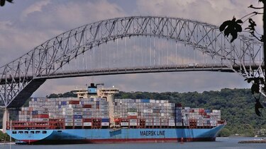 Movimiento de carga cae 8.1%