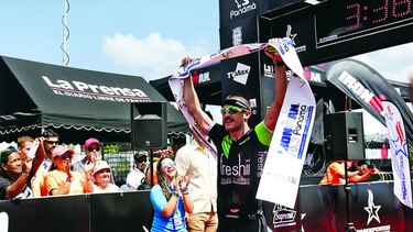 Sanders se lleva los honores