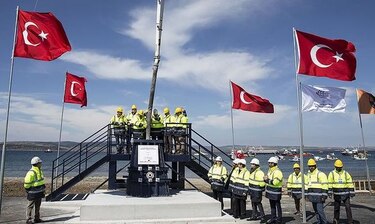 Turquía inicia construcción de puente colgante más largo del mundo