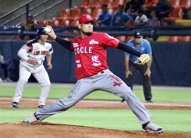Luis Machuca refuerza a la Leña Roja para el campeonato Mayor 2026