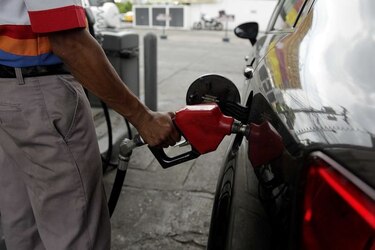 Gasolina sube $0.05 el galón