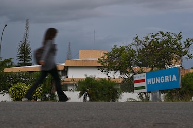 Jair Bolsonaro se quedó en Embajada de Hungría en Brasilia en febrero, según ‘The New York Times’