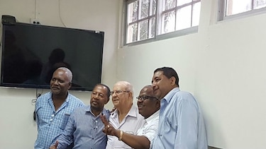 Profesores y funcionarios de la Universidad de Panamá efectuaron ágape al exrector Gustavo García de Paredes