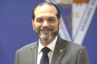 ‘Son políticos sin compromisos reales’; Temístocles Rosas 
