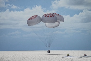 Los cuatro pasajeros de SpaceX regresan a la Tierra luego de tres días en el espacio