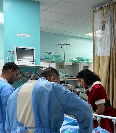 Niños y una embarazada, entre los 15 heridos por accidente en el desfile navideño en San Miguelito