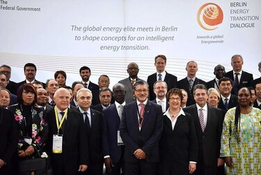 Acuerdo de París podría hacer al mundo 19 billones de dólares más rico