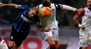 Inter supera 3-0 al Cagliari y avanza