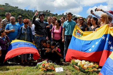 Focos de protesta en Caracas por muerte del piloto rebelde Óscar Pérez
