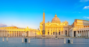 Ingresan al psiquiátrico a conductor que irrumpió por la fuerza al Vaticano