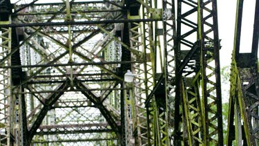 Construirán puente sobre el fronterizo río Sixaola