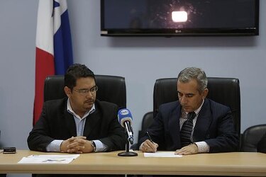Mi Bus se queda; firma acuerdo con ATTT para solucionar problema del transporte