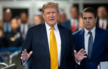 La defensa de Trump afirma que Cohen pagó a ‘Stormy Daniels’ sin su conocimiento durante los argumentos finales