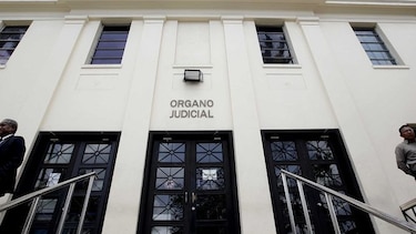 Tras investigación de juez renuncian cuatro funcionarios