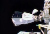 La cápsula Dragon de SpaceX Crew se acopla a la Estación Espacial Internacional